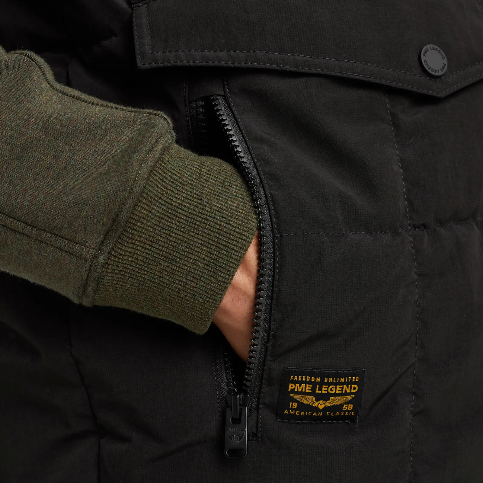 PME Legend Yetwing Bodywarmer Zwart Sale